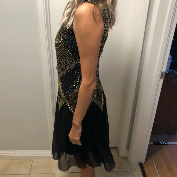 Frock and Frill Beaded Flapper Style Dress - Picture 6 of 7